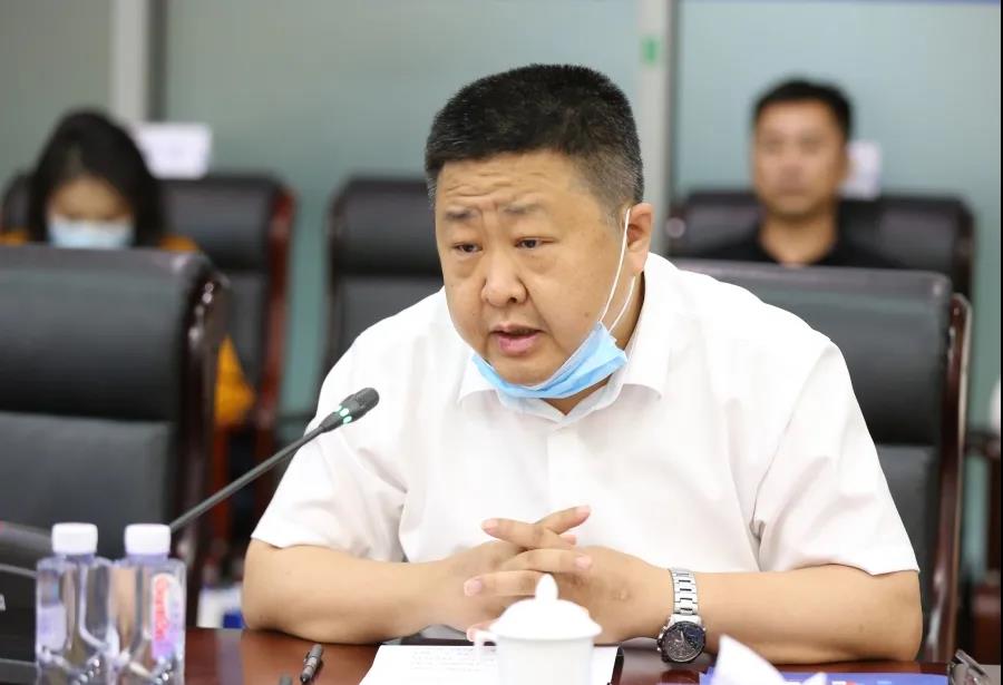  深圳联通党委书记、总经理张海涛发言